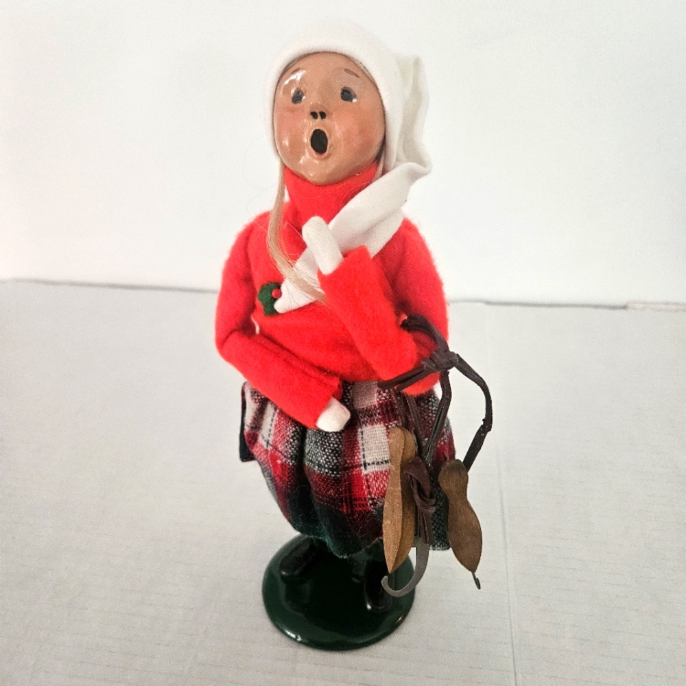 Byers' Choice 1989 Vintage Girl Caroler With Skates